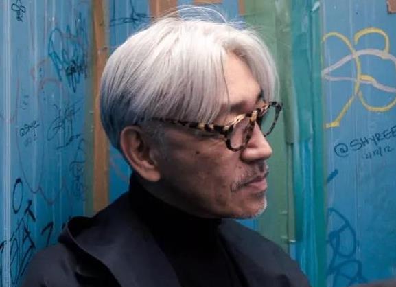 日本音乐家坂本龙一去世享年71岁