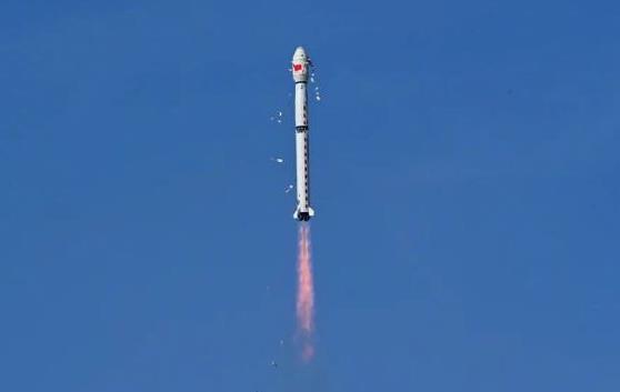我国成功发射风云三号07星-风云三号是哪个系列的卫星