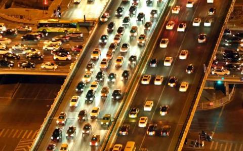 专家称北京拥堵因打车太便宜应涨价